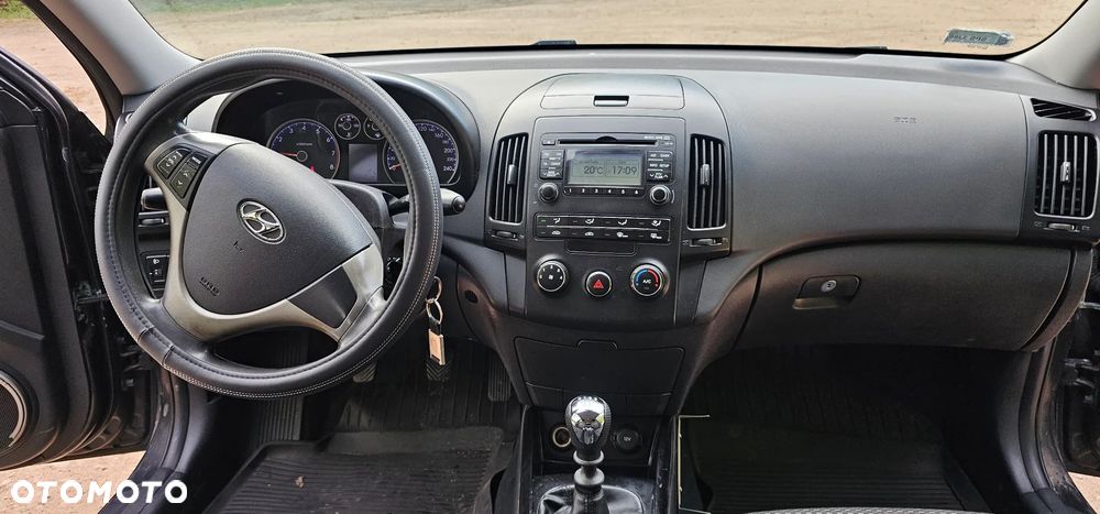 Hyundai i30 1.6 Comfort - 20