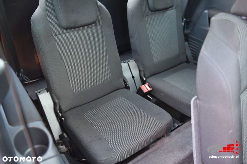 Peugeot 5008 - 19