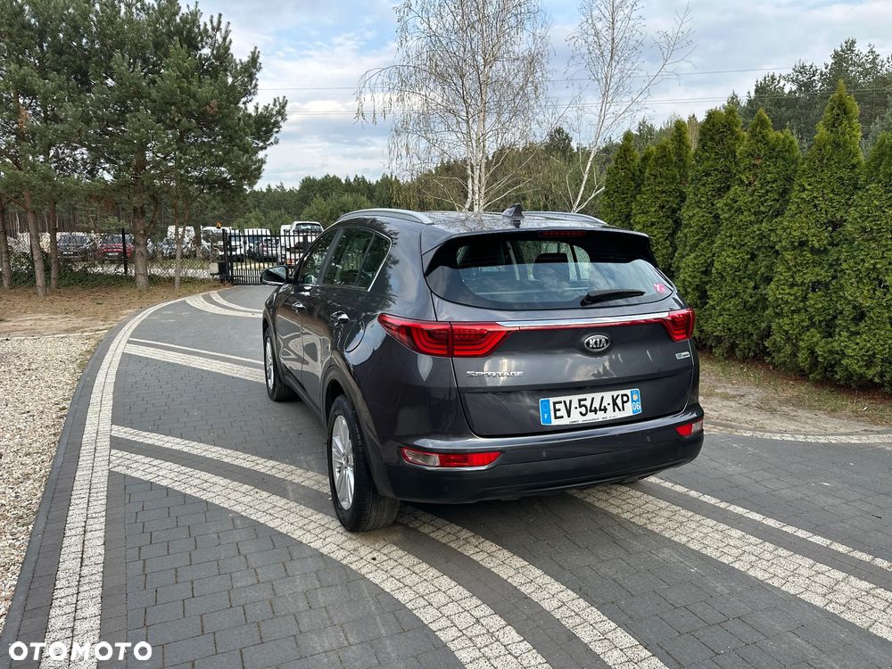 Kia Sportage 1.7 CRDI 2WD Spirit - 9
