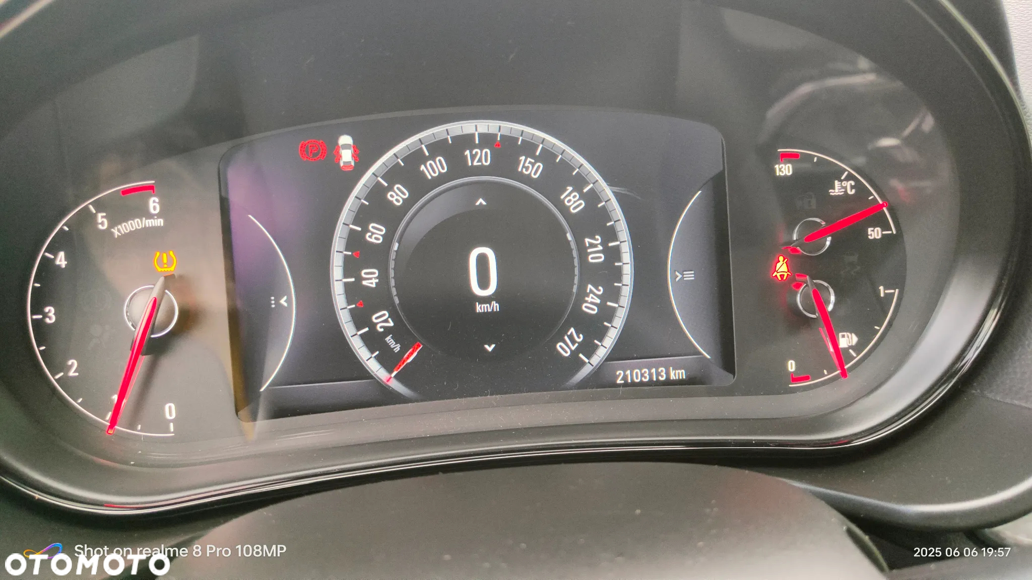 Opel Insignia 2.0 CDTI Cosmo S&S - 28