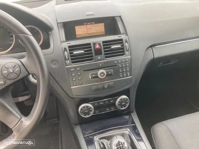 Mercedes-Benz C 220 CDi Classic - 13