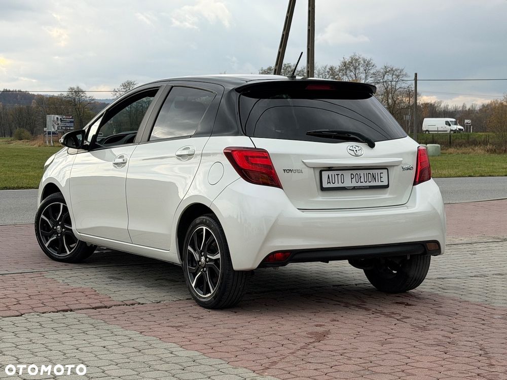 Toyota Yaris 1.33 Premium - 3