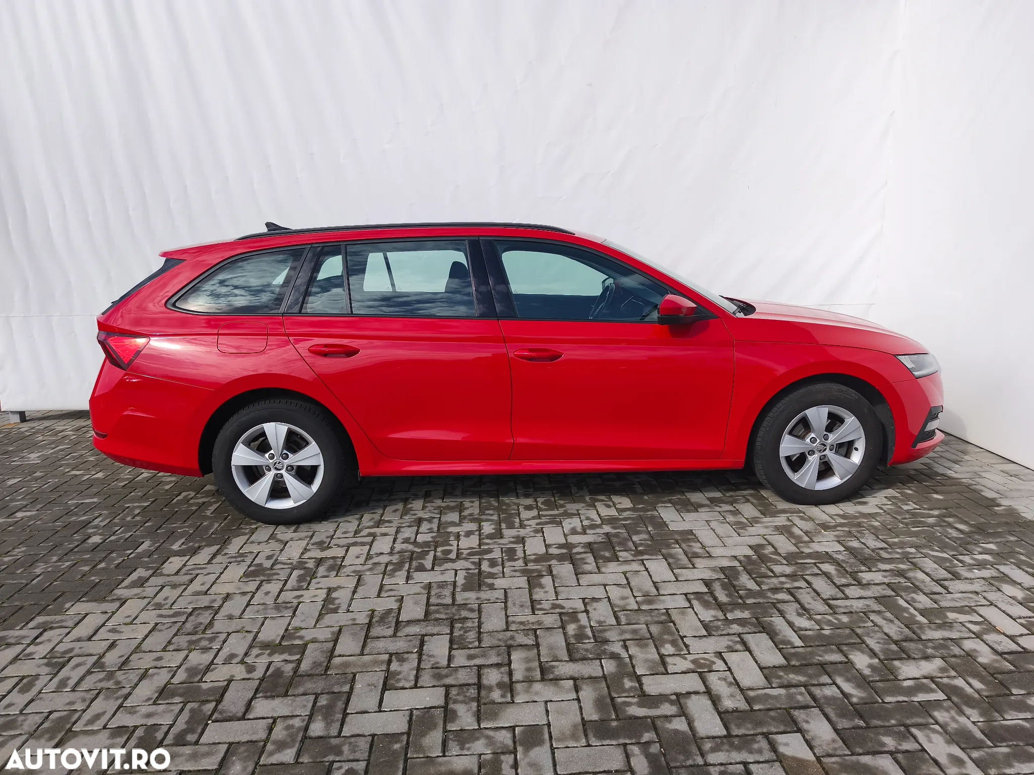 Skoda Octavia Combi 2.0 TDI Ambition - 5