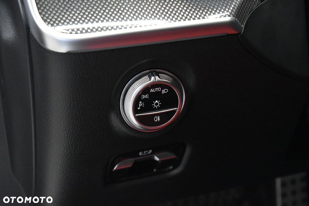 Mercedes-Benz Klasa C - 11