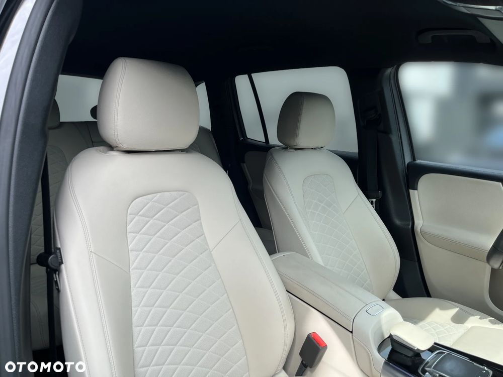 Mercedes-Benz GLB 200 7G-DCT Progressive - 13