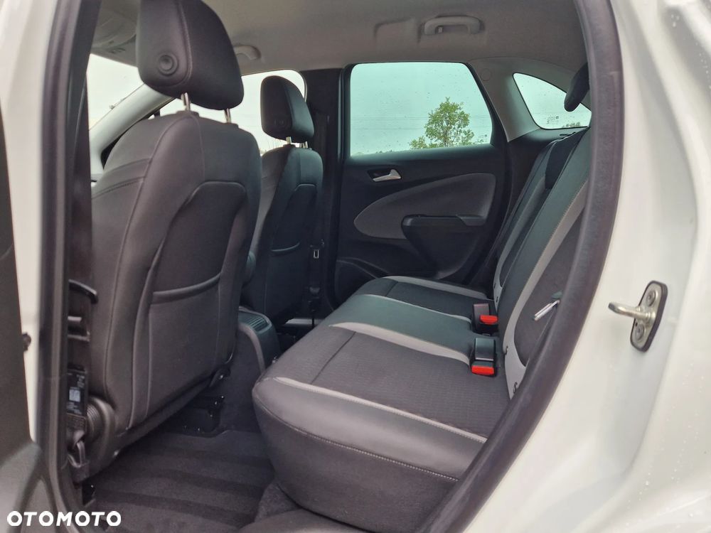 Opel Crossland X - 18