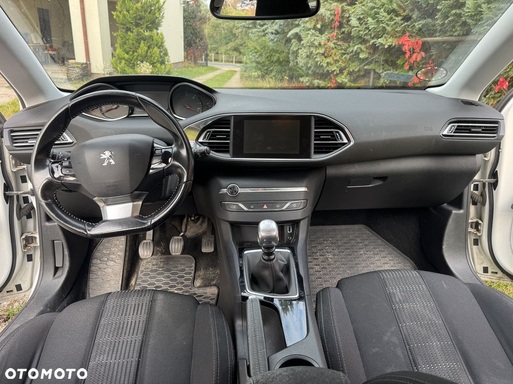 Peugeot 308 - 4