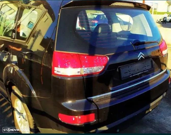 Citroën C-Crosser 2.4i Gasolina 4x4 Caixa Auto - 2