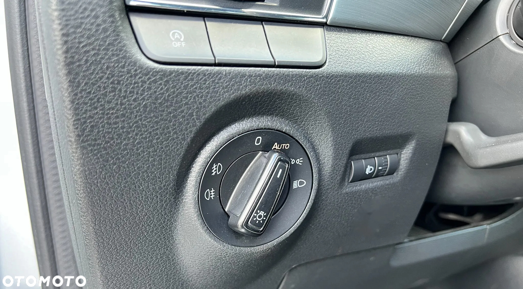 Skoda Fabia 1.0 TSI Ambition - 27