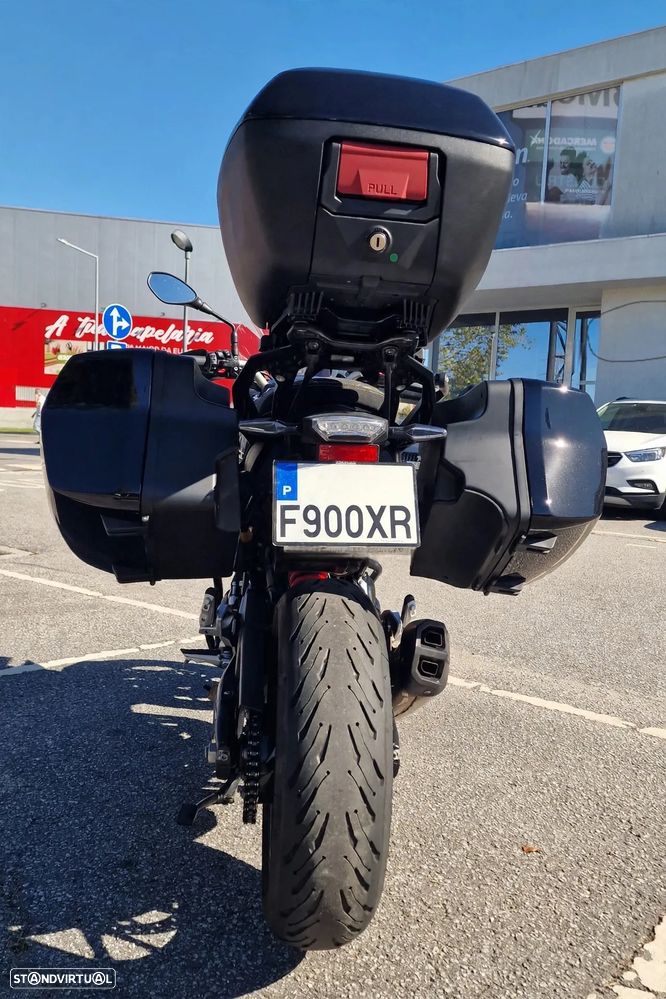 BMW F 900 XR Triple black - 4
