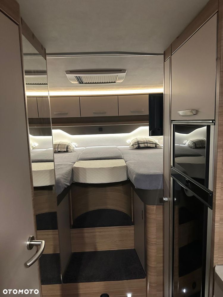 KNAUS LIVE i 700 - 30