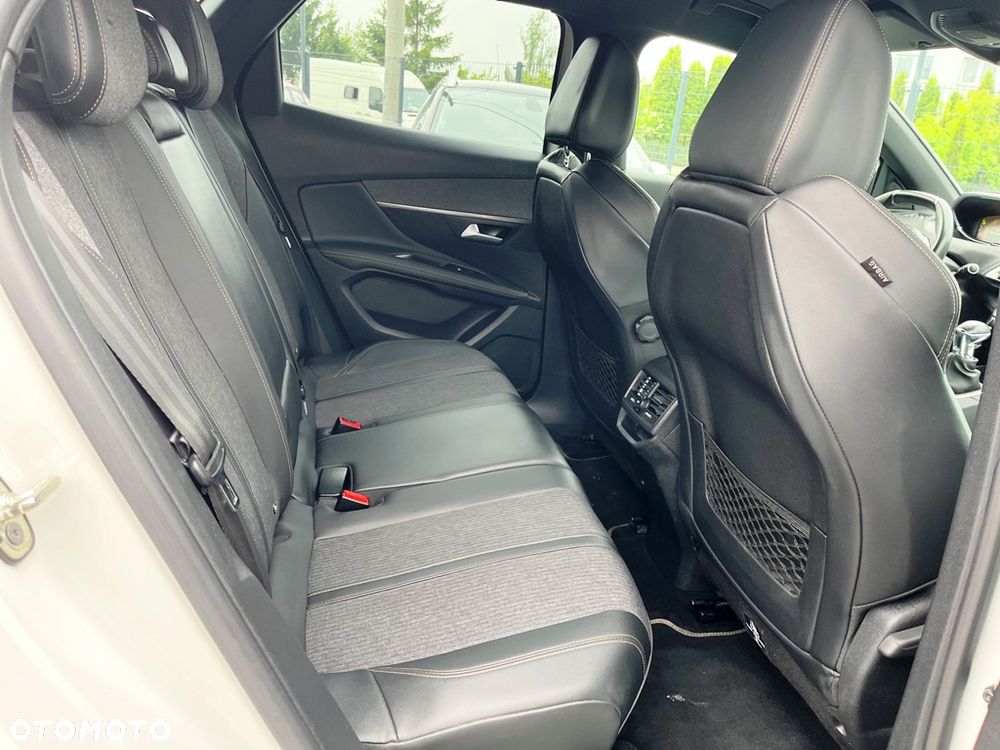Peugeot 3008 1.2 PureTech Active S&S - 6