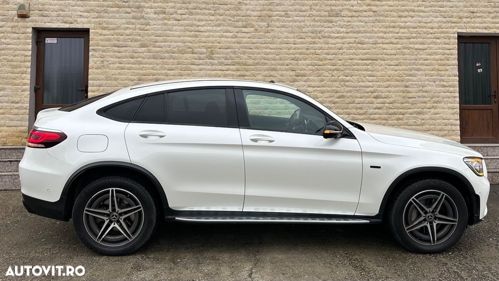 Mercedes-Benz GLC Coupe 350 e 4Matic 7G-TRONIC AMG Line - 12