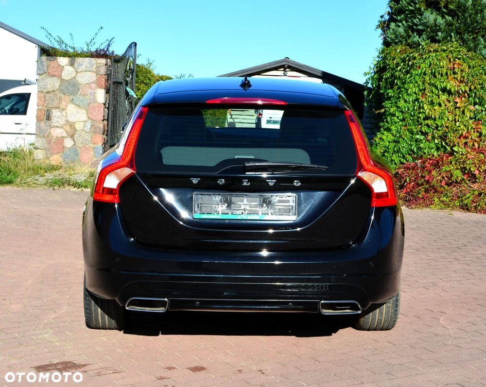 Volvo V60 D4 Drive-E Summum - 11