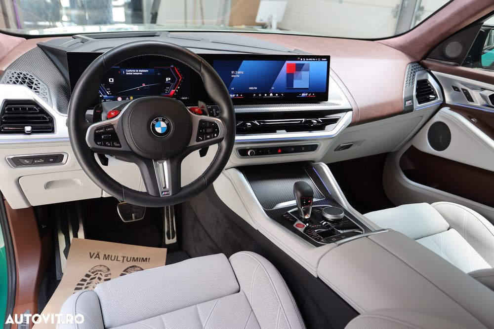 BMW XM - 40