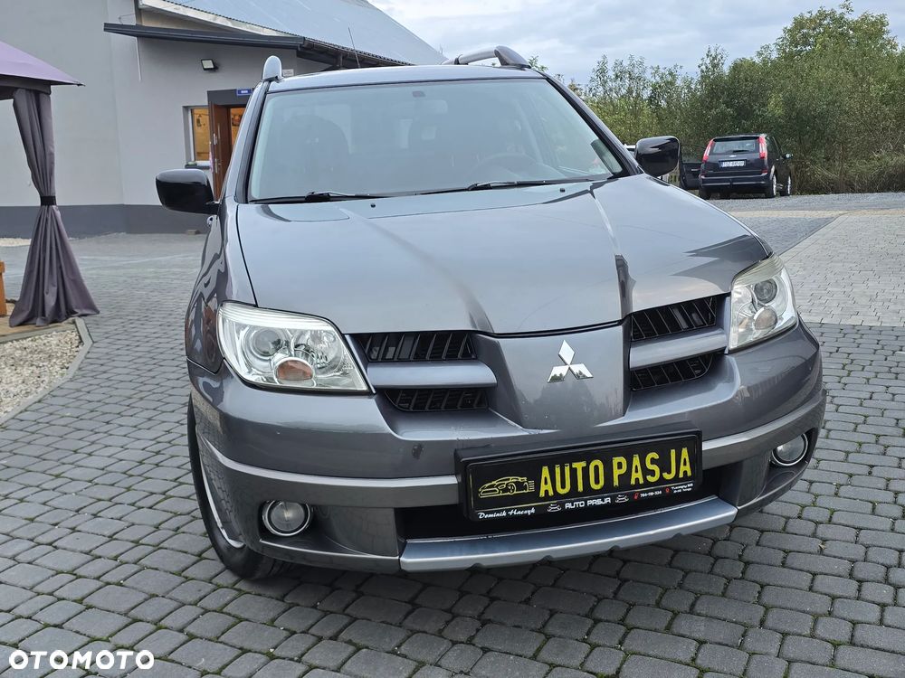 Mitsubishi Outlander 2.0 2WD Invite - 8