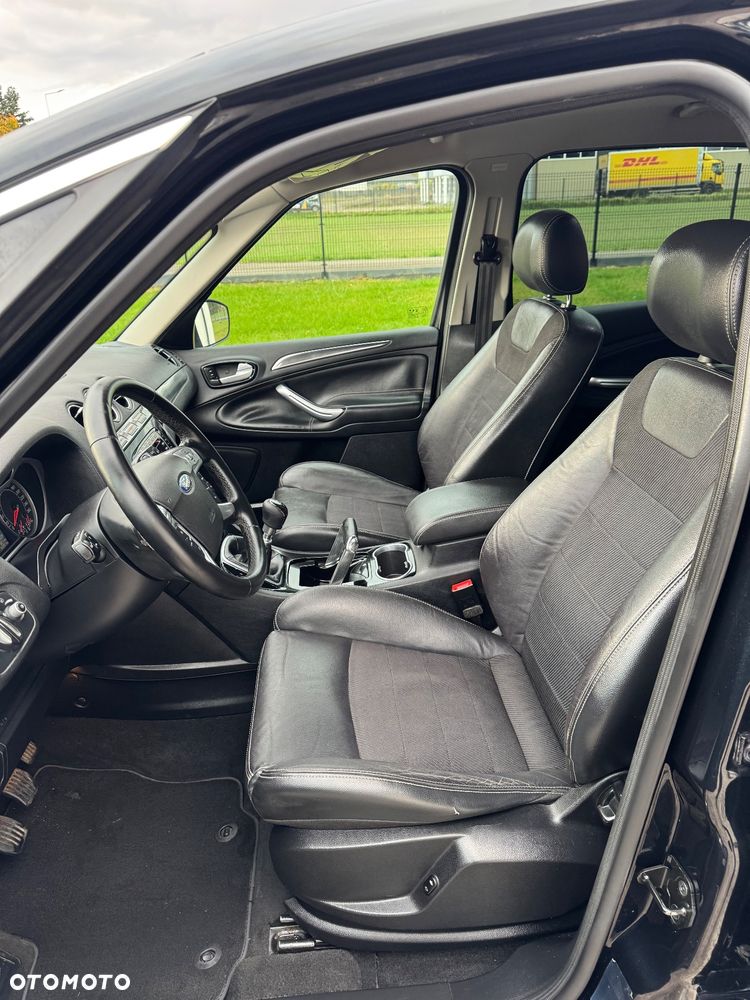 Ford S-Max 2.0 TDCi DPF Titanium X - 33
