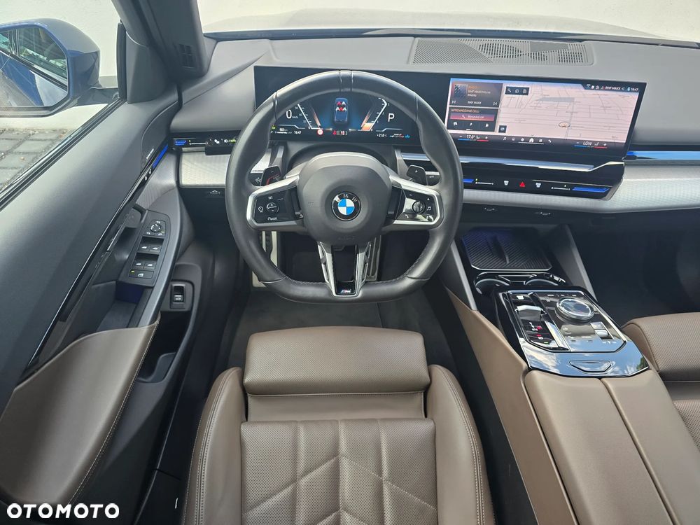 BMW Seria 5 520d xDrive mHEV M Sport - 11