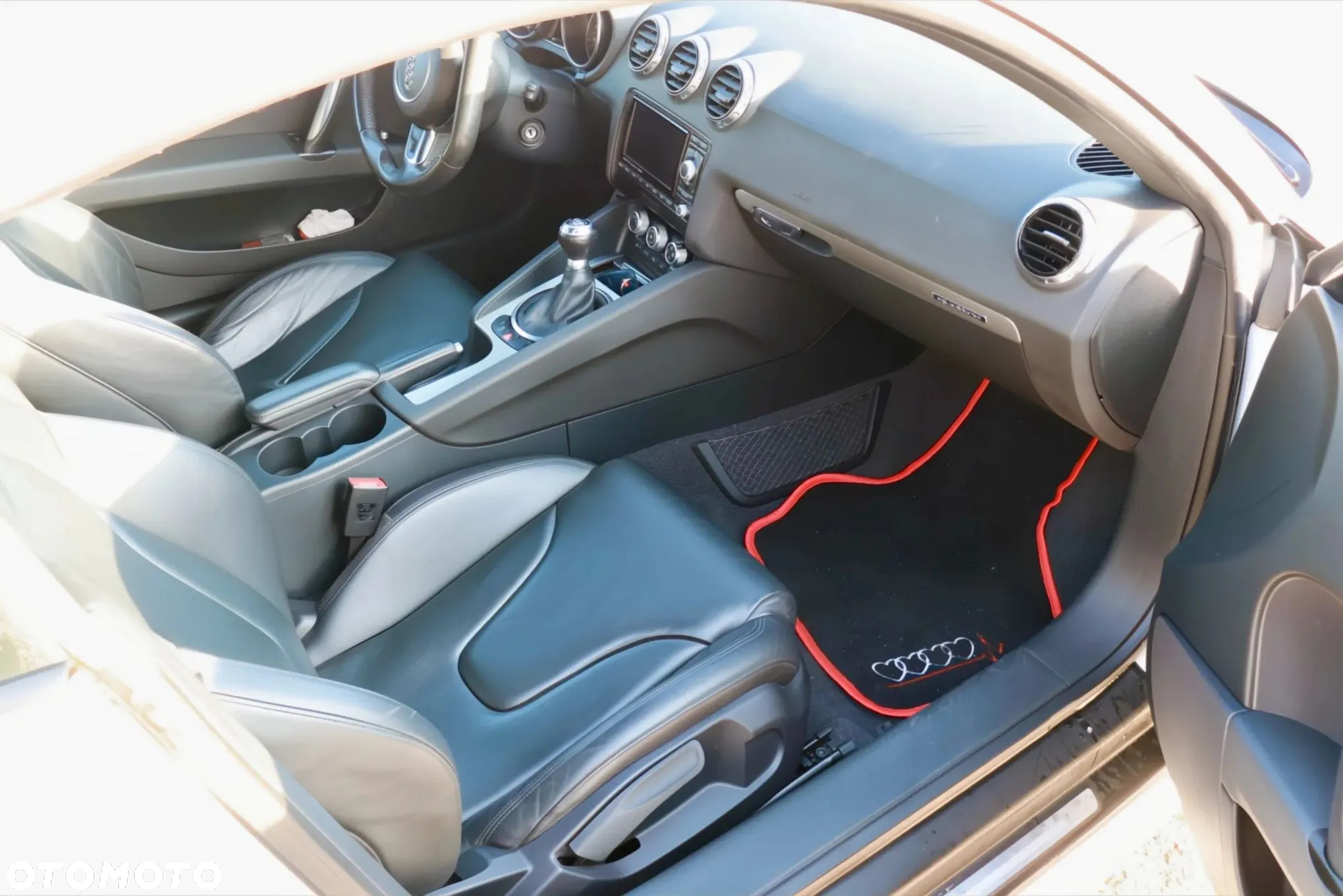 Audi TT Coupé 2.0 TDI quattro - 14