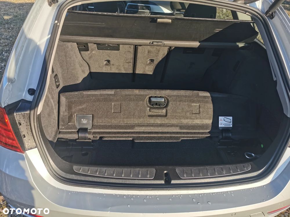 BMW Seria 3 320d xDrive - 17