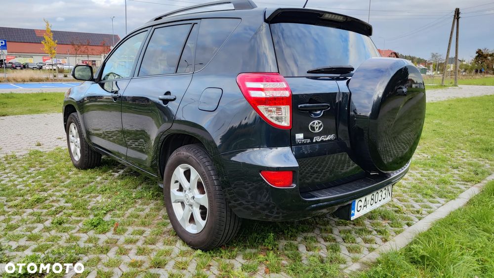 Toyota RAV4 2.0 VVT-i Premium - 2