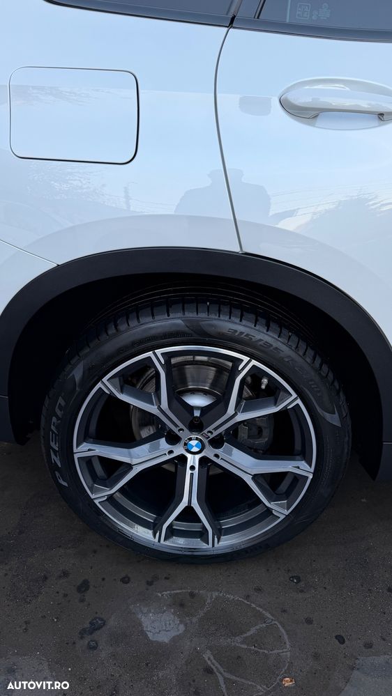 BMW X5 xDrive40i - 8