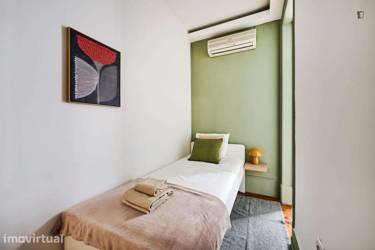 Quarto - localizado em Santos Lisbon - Grande imagem: 3/45