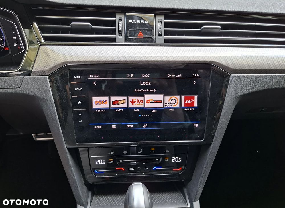 Volkswagen Passat - 8
