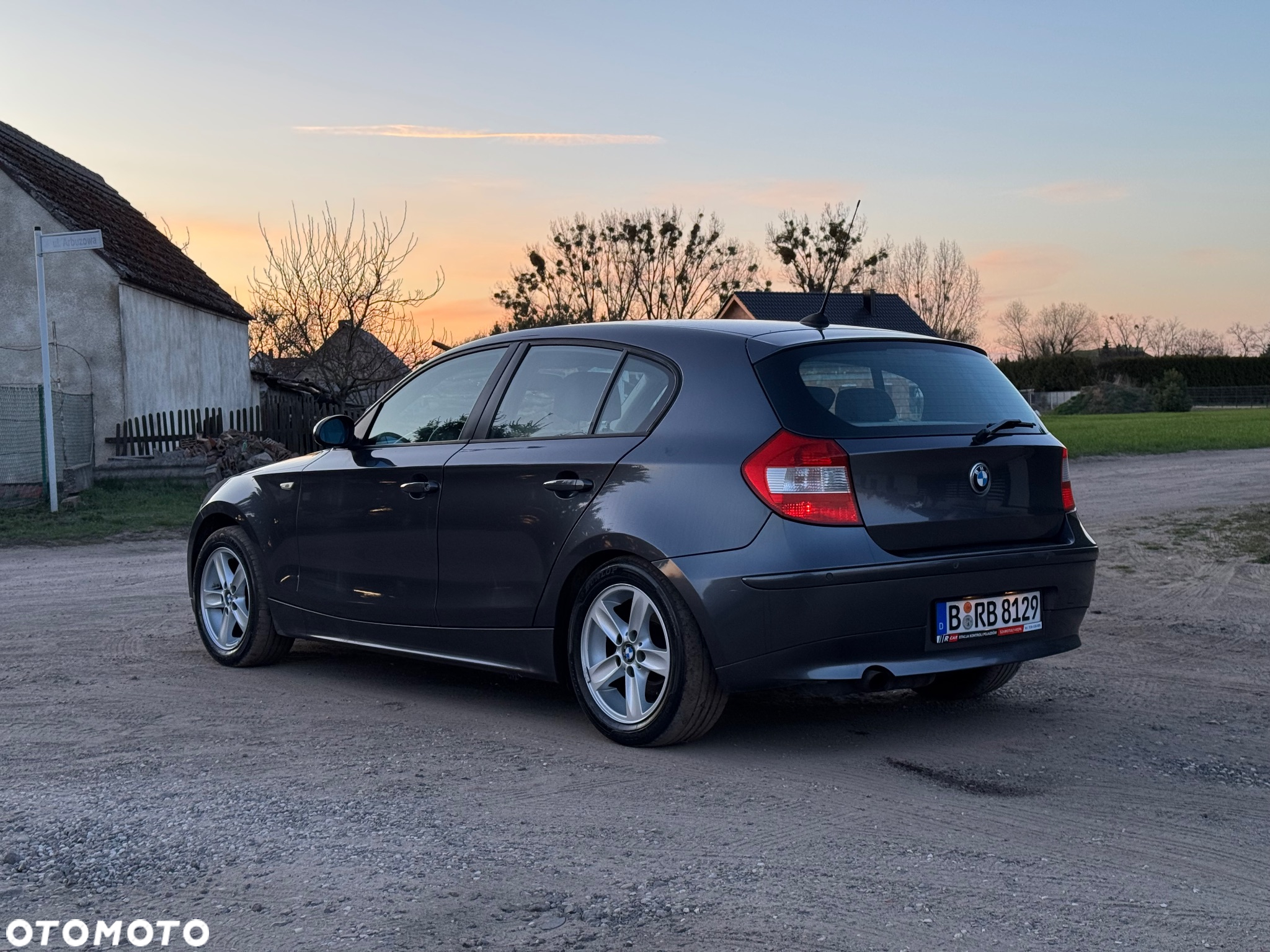 BMW Seria 1 116i - 4