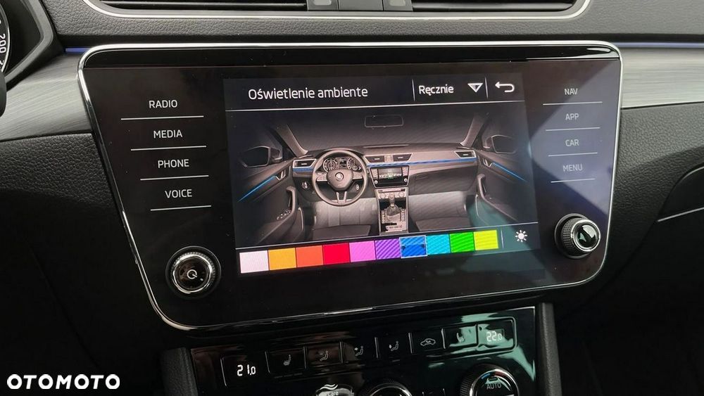 Skoda Superb 2.0 TDI DSG Premium Edition - 30