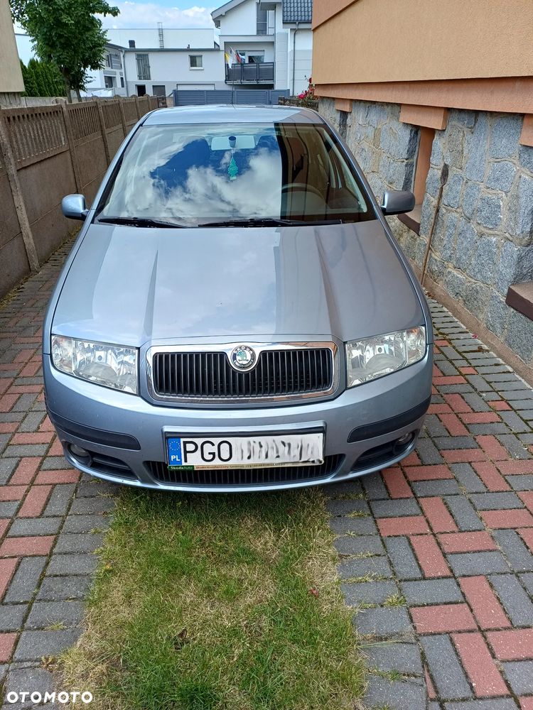 Skoda Fabia 1.2 HTP Ambiente - 2