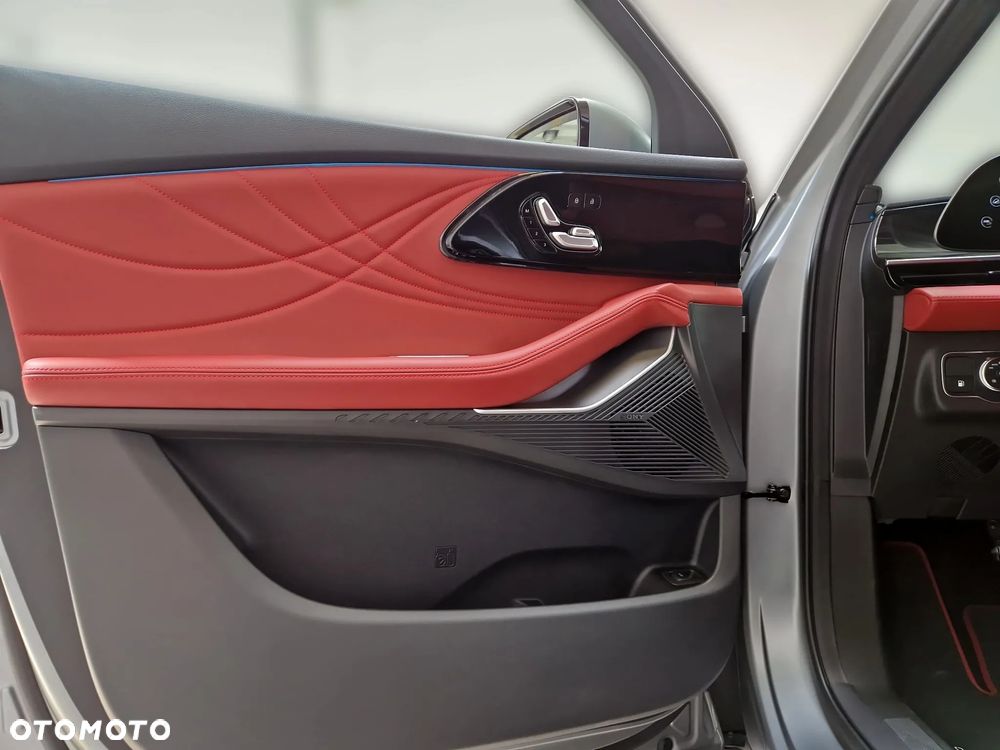 Omoda 9 1.5 Super Hybrid Exclusive AWD - 11