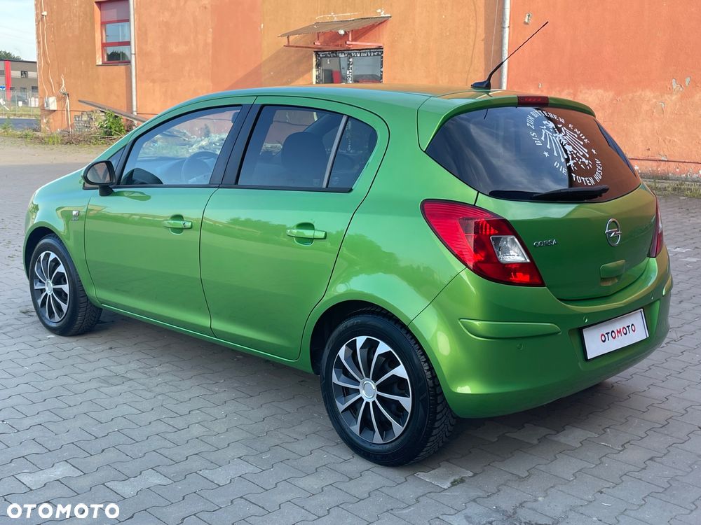 Opel Corsa 1.4 16V Navi - 25