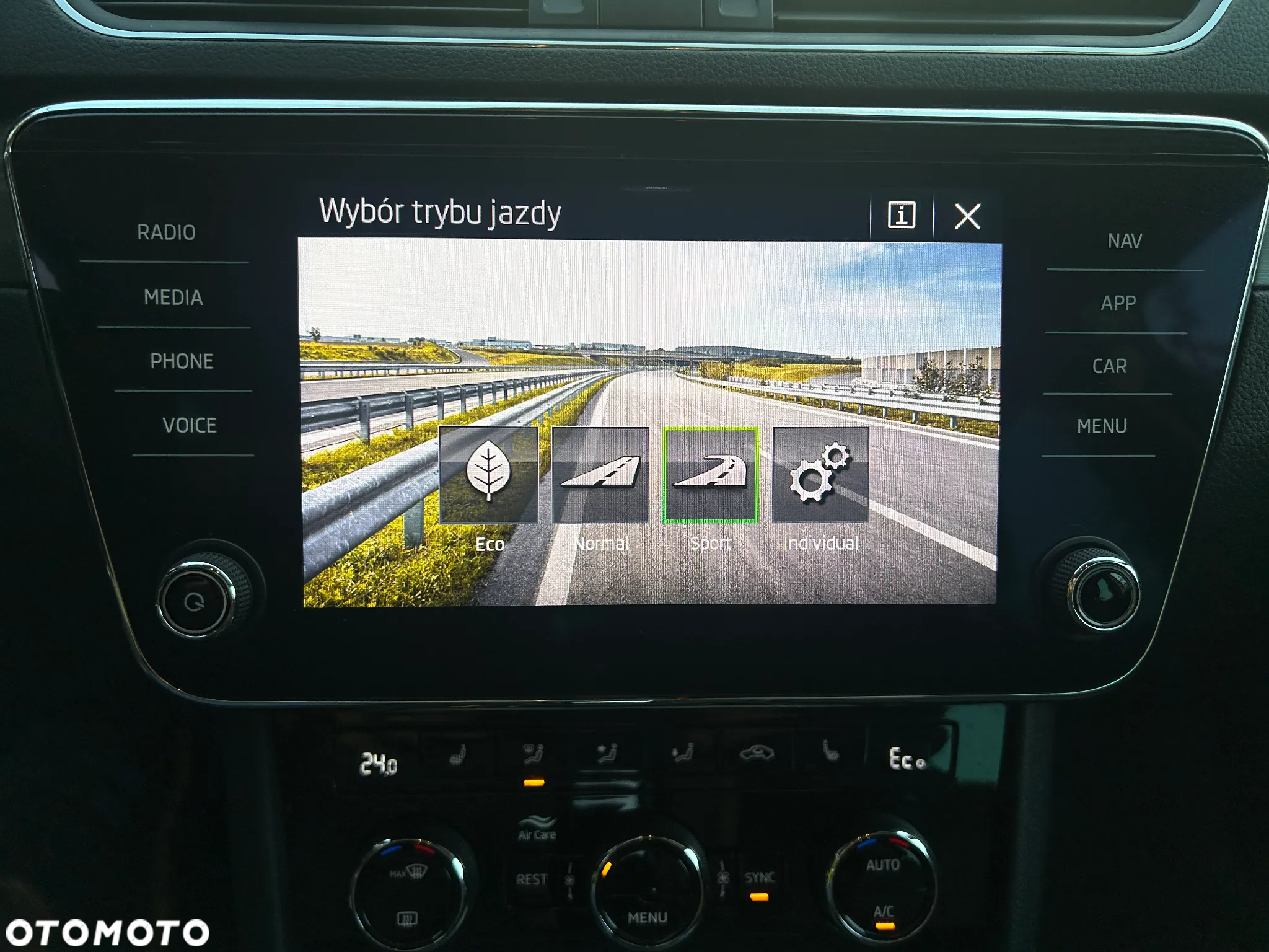 Skoda Superb 1.4 TSI Plug-In Hybrid Style DSG - 16