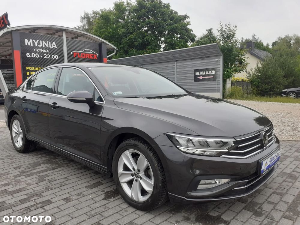 Volkswagen Passat - 7