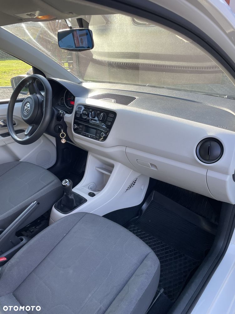 Volkswagen up! - 4