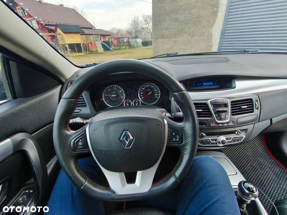 Renault Laguna 2.0 dCi GT - 11