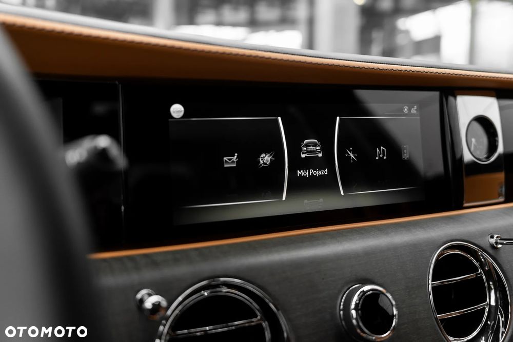 Rolls-Royce Ghost Standard - 33