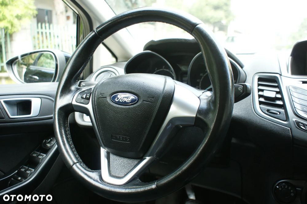 Ford Fiesta - 6