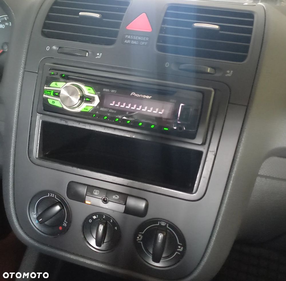 Volkswagen Golf - 13