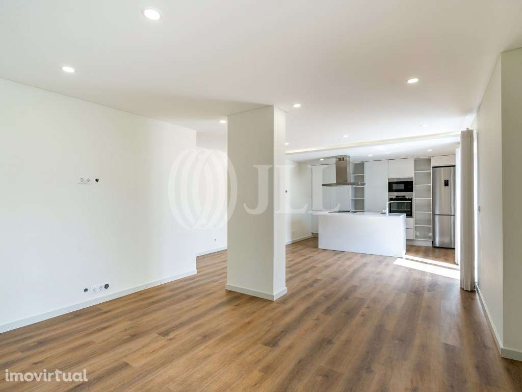 Apartamento T3, com terraço e vista rio, em Oeiras - Grande imagem: 3/31