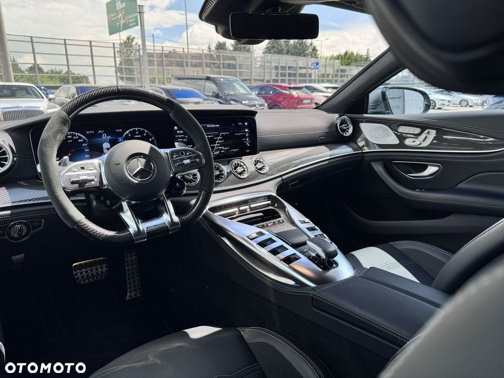 Mercedes-Benz AMG GT 63 S 4Matic+ Speedshift MCT 9G - 15
