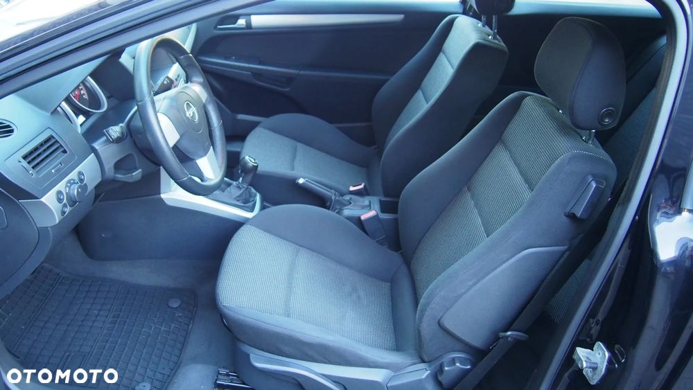 Opel Astra 1.9 CDTI Sport - 21