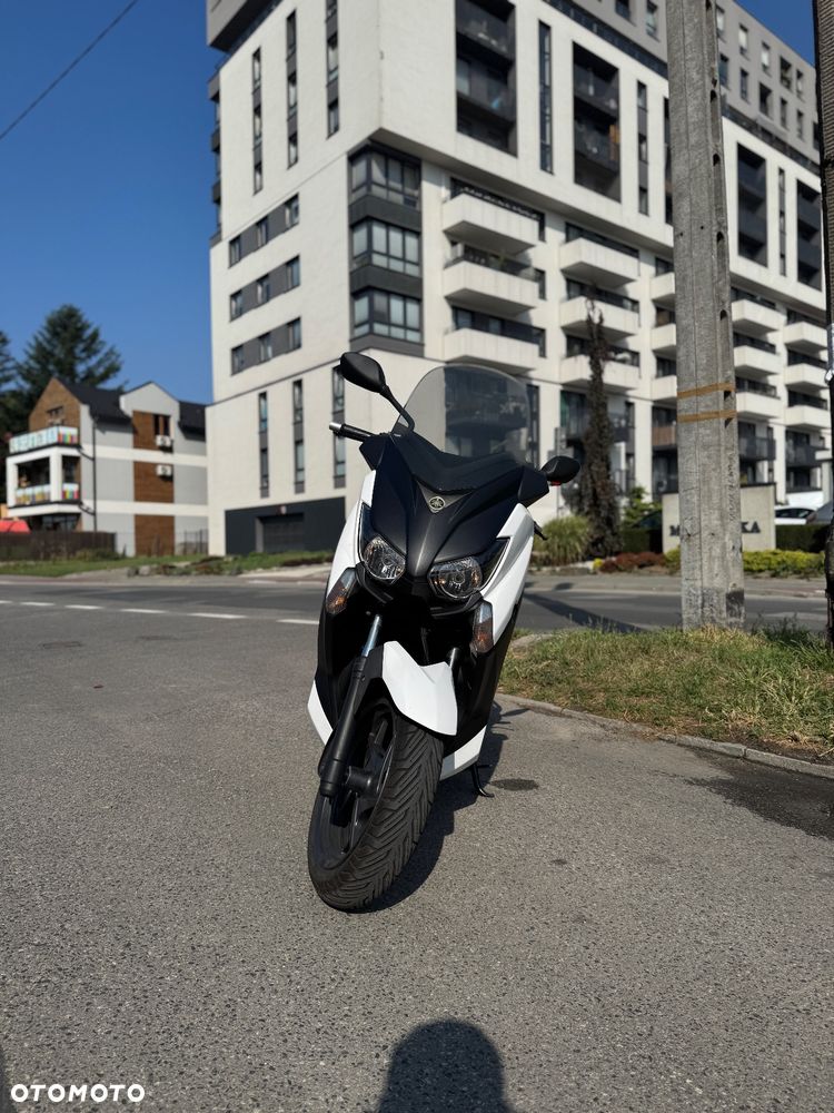 Yamaha X-max - 9