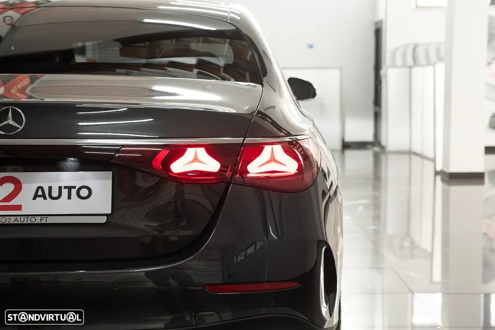 Mercedes-Benz E 300 e AMG Line - 10