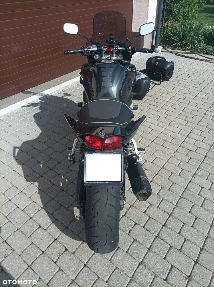 Yamaha FZ - 7