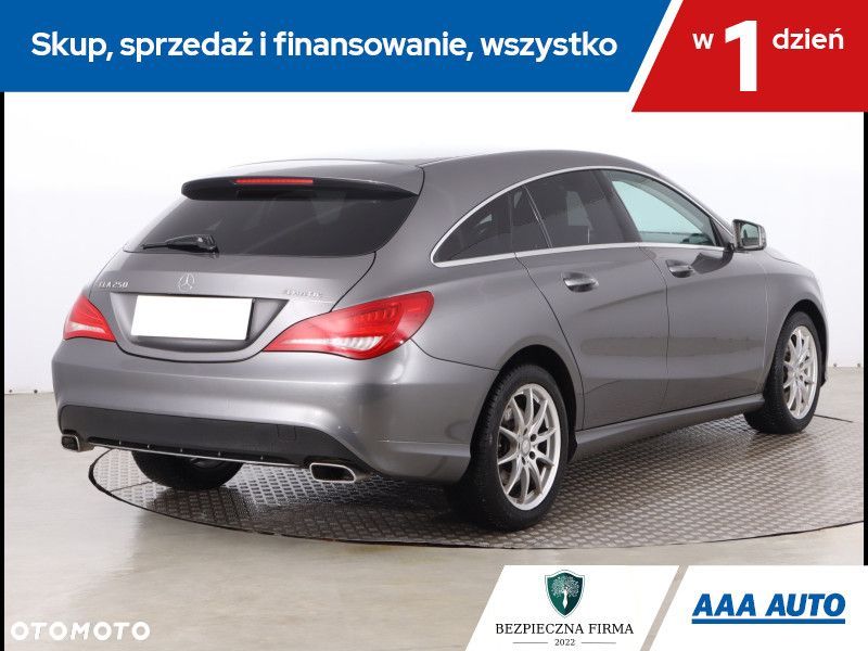 Mercedes-Benz CLA - 6