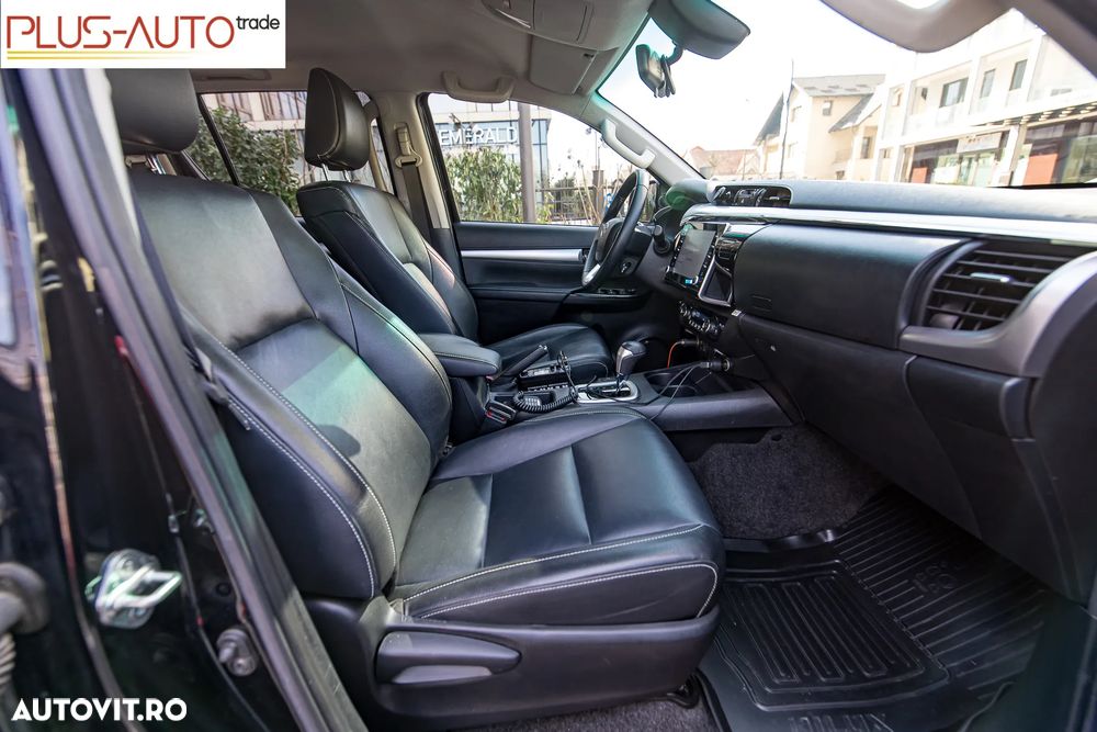 Toyota Hilux 2.8D 204CP 4x4 Double Cab AT Executive - 26