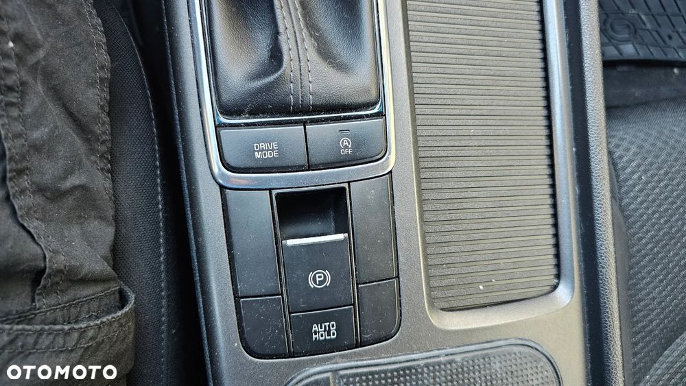 Kia Optima 1.7 CRDI L DCT - 41