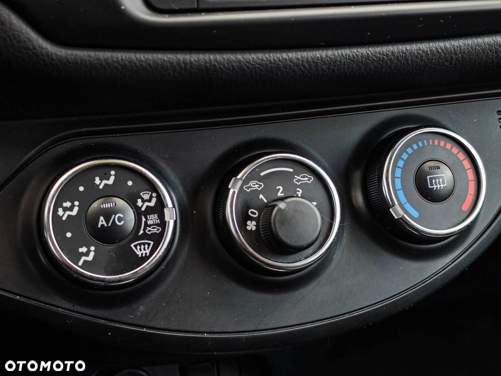 Toyota Yaris 1.5 Active - 35